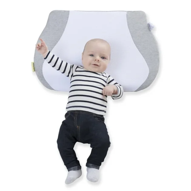 bébé sur cosymat plan incliné