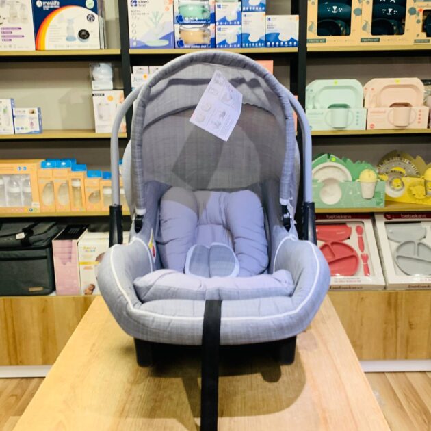 statut maxi cosi groupe 0+ gris