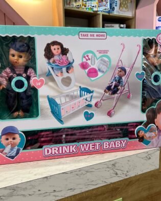emballage jouets de simulation de poupées